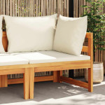 Kampinė sofa su kreminėmis pagalvėlėmis, akacijos masyvas